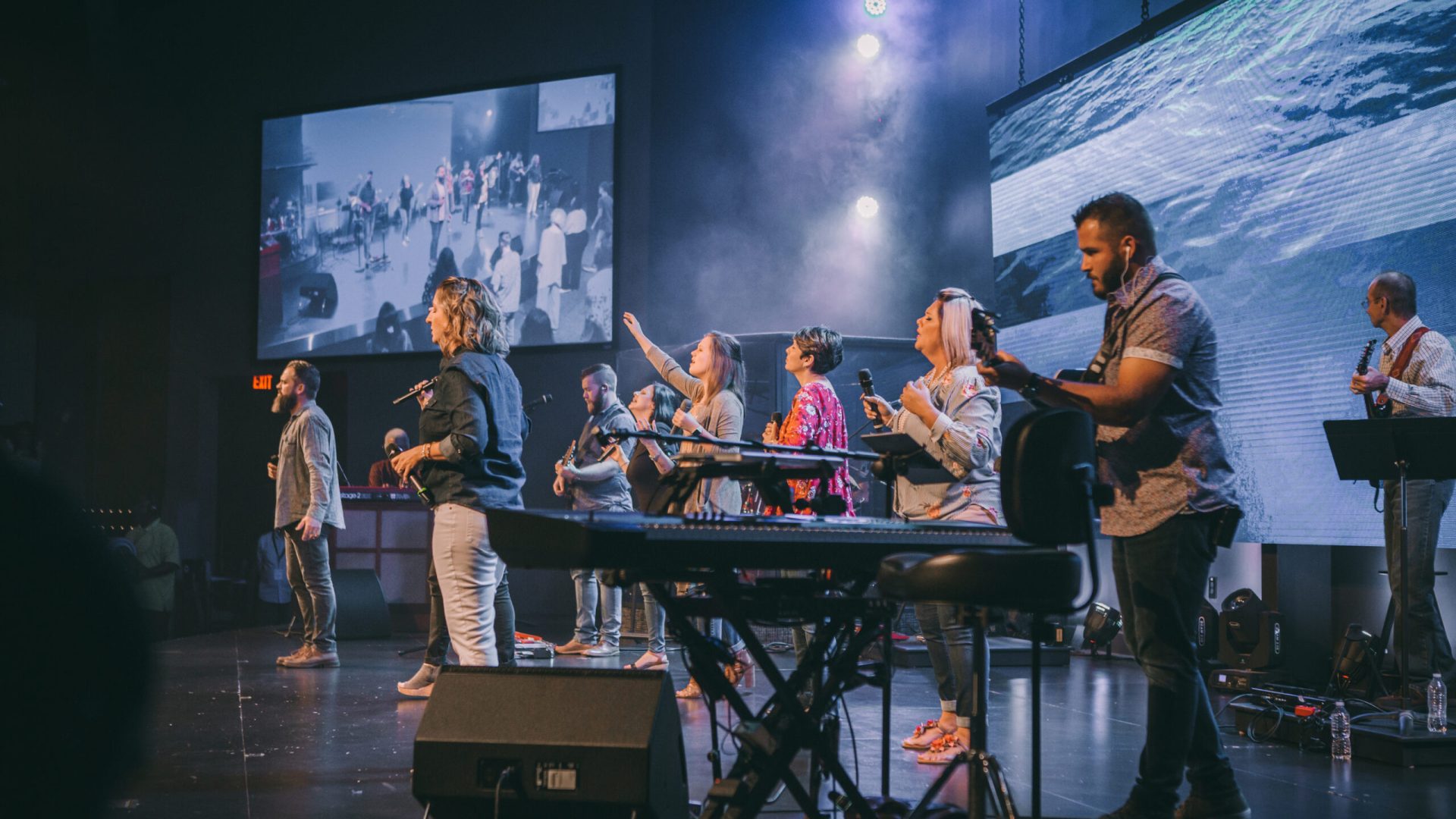 christ-chapel-worship christ-chapel-worship